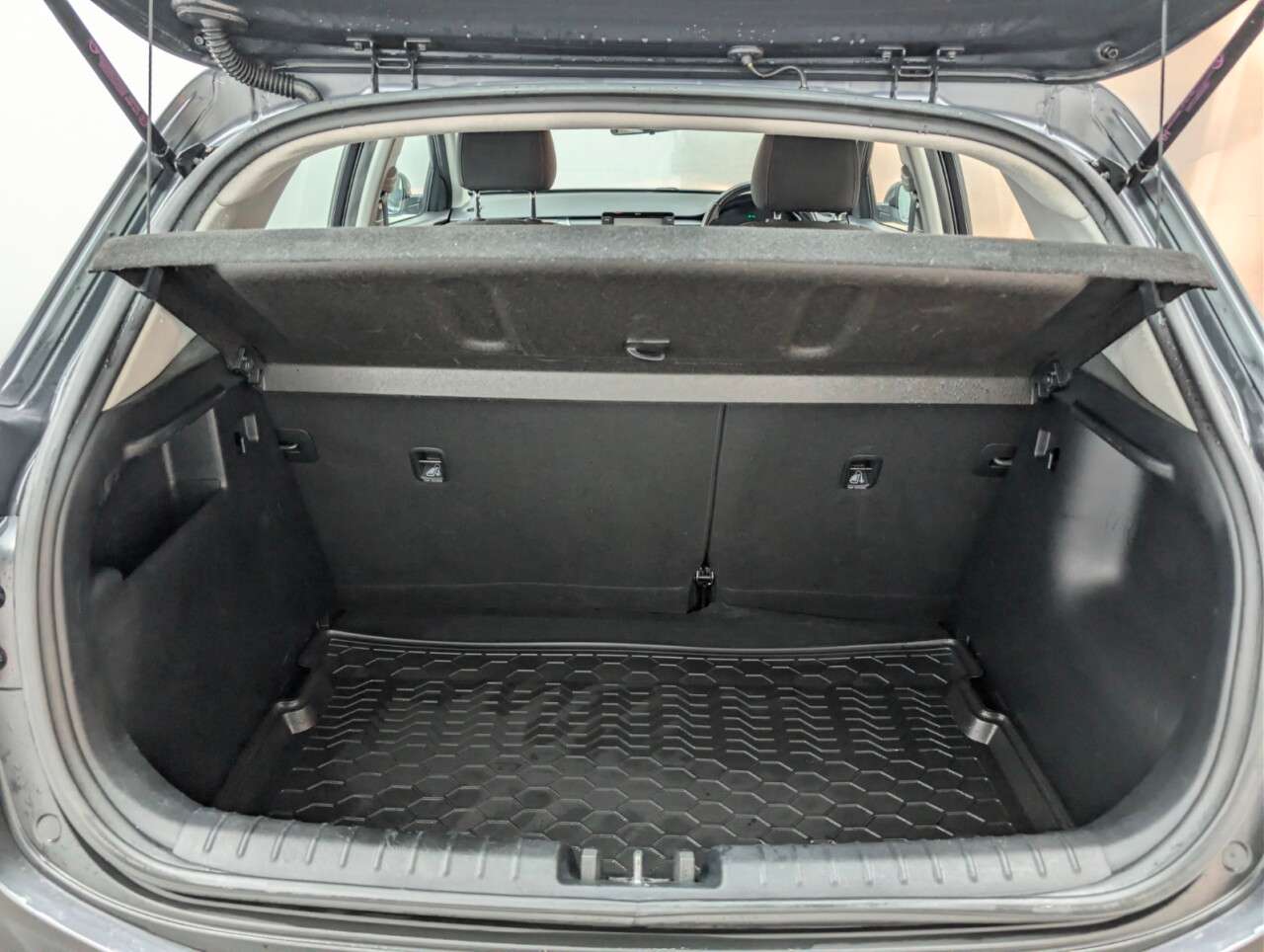 2019 KIA STONIC 2019 KIA STONIC