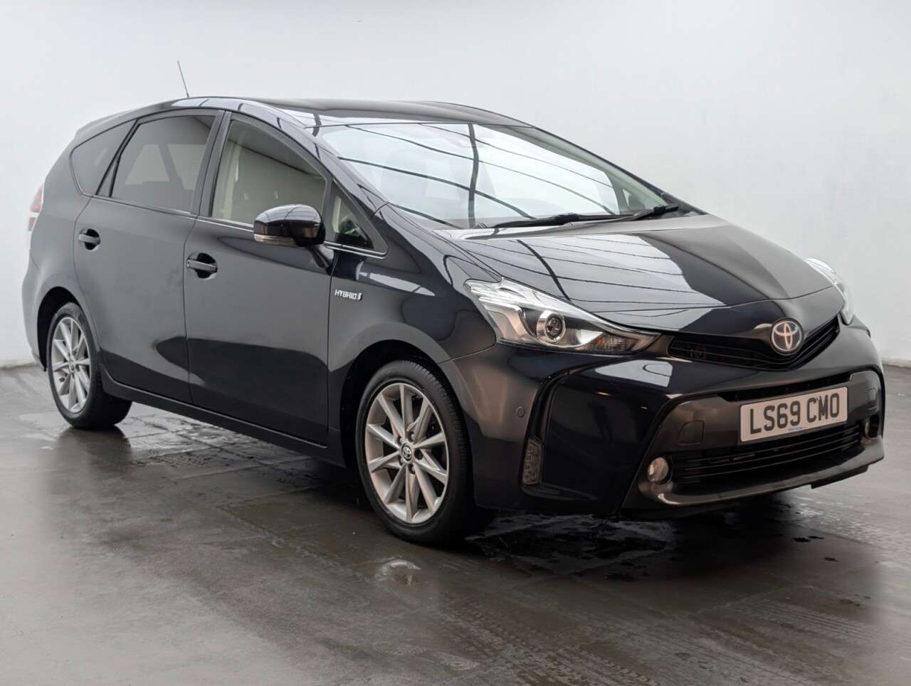 A 2019 TOYOTA PRIUS+ 1.8 VVT-h Excel MPV 5dr Petrol Hybrid CVT Euro 6 (s/s) (136 ps) PARK ASSIST A 2019 TOYOTA PRIUS+ 1.8 VVT-h Excel MPV 5dr Petrol Hybrid CVT Euro 6 (s/s) (136 ps) PARK ASSIST