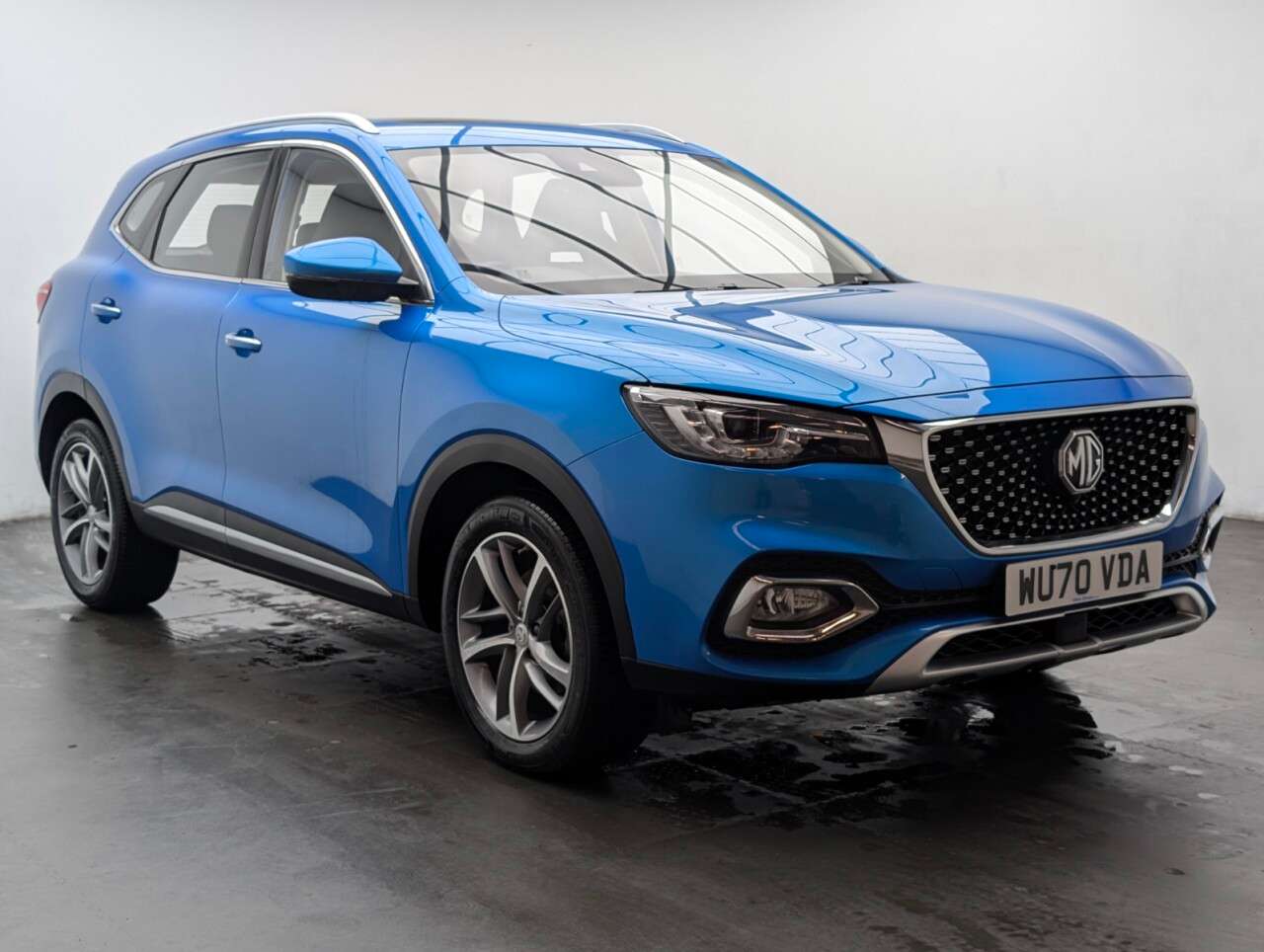 A 2020 MG MG HS 1.5 T-GDI Exclusive SUV 5dr Petrol DCT Euro 6 (s/s) (162 ps) PANORAMIC SKY A 2020 MG MG HS 1.5 T-GDI Exclusive SUV 5dr Petrol DCT Euro 6 (s/s) (162 ps) PANORAMIC SKY
