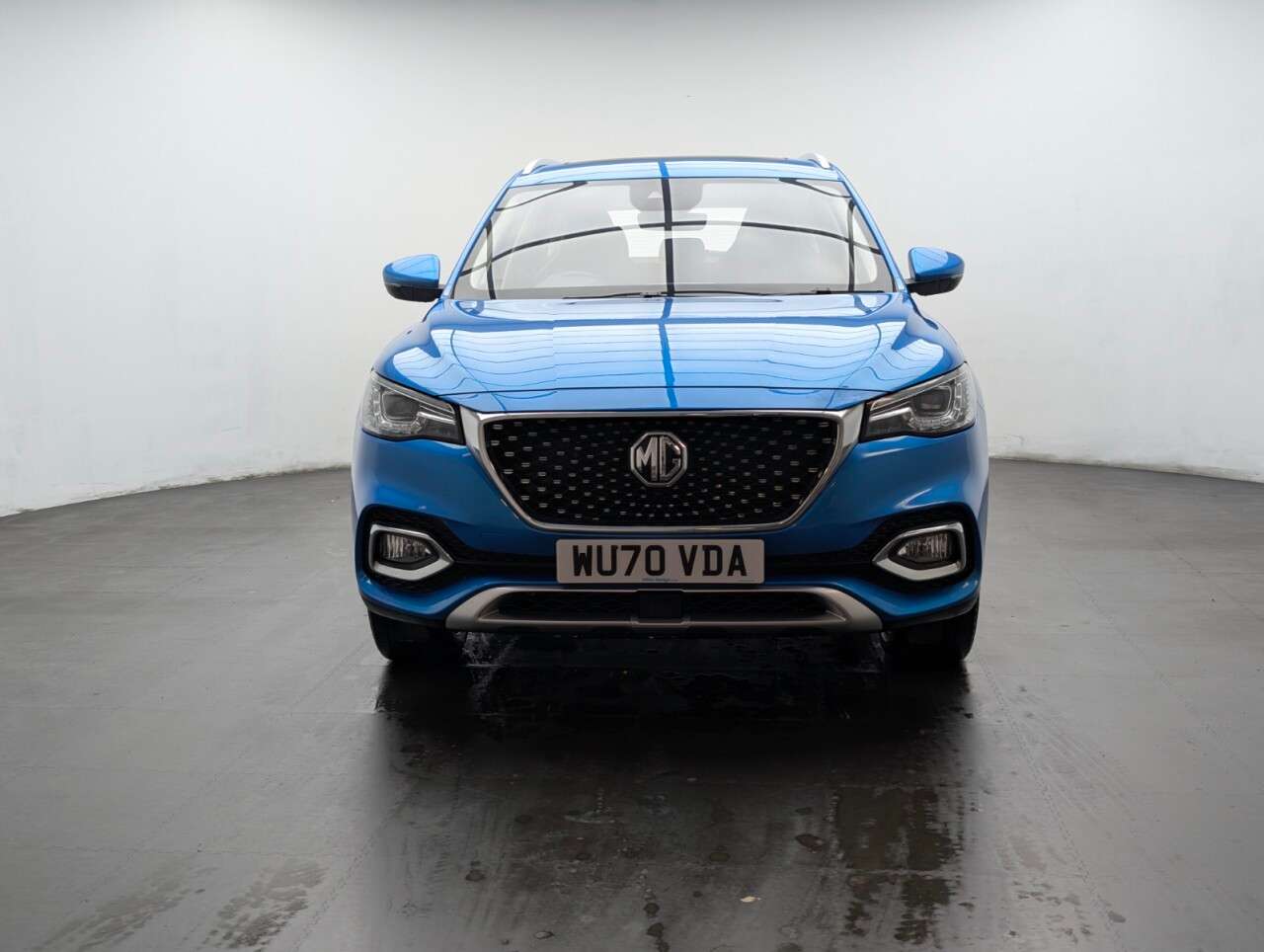 A 2020 MG MG HS 1.5 T-GDI Exclusive SUV 5dr Petrol DCT Euro 6 (s/s) (162 ps) PANORAMIC SKY A 2020 MG MG HS 1.5 T-GDI Exclusive SUV 5dr Petrol DCT Euro 6 (s/s) (162 ps) PANORAMIC SKY