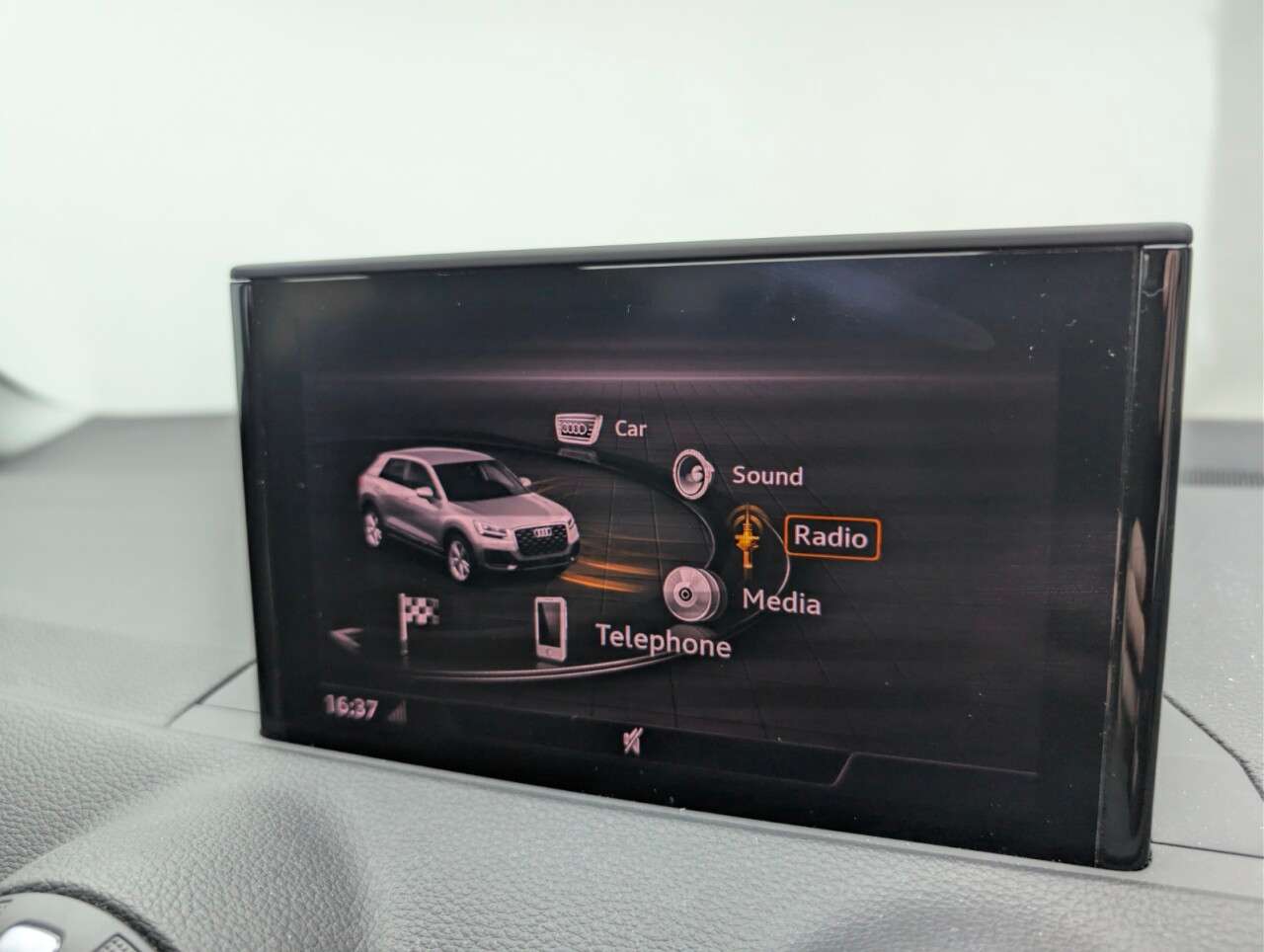 2020 AUDI Q2 2020 AUDI Q2