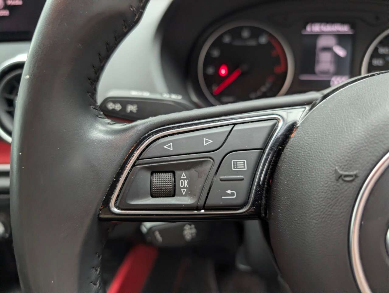 2020 AUDI Q2 2020 AUDI Q2