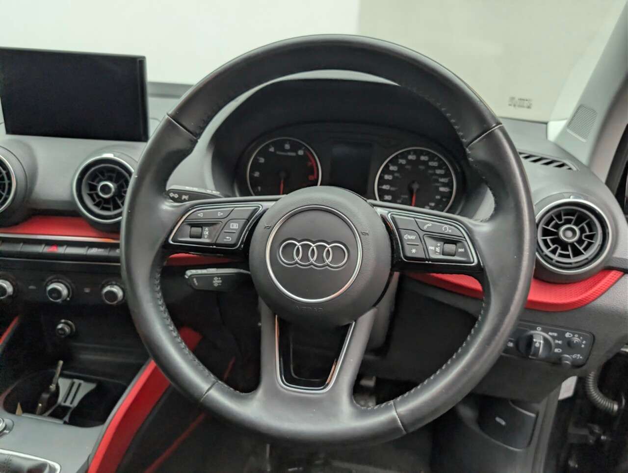 2020 AUDI Q2 2020 AUDI Q2