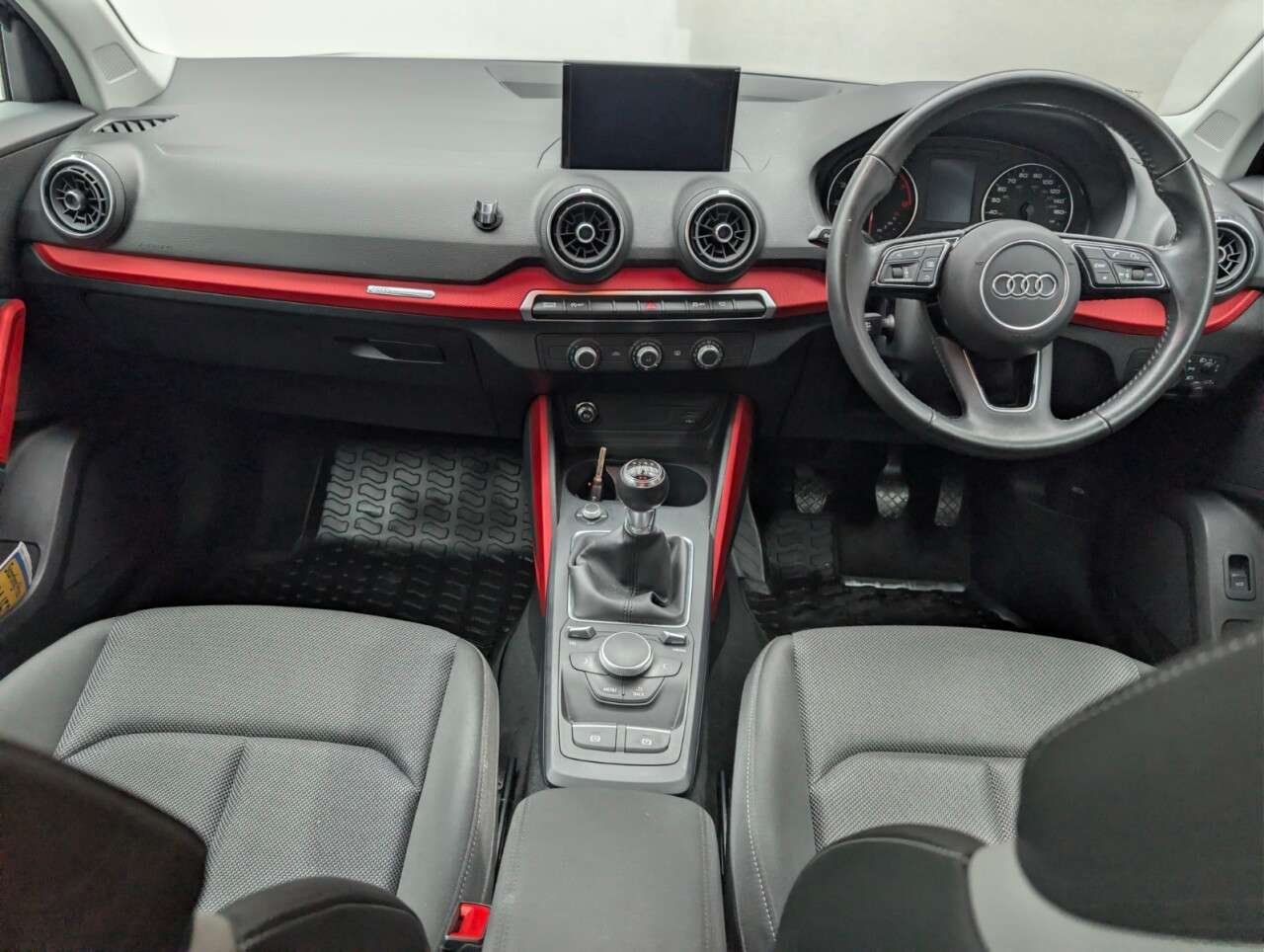 2020 AUDI Q2 2020 AUDI Q2