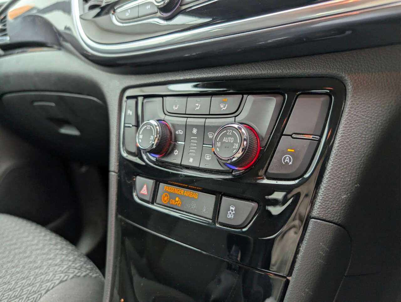 2019 VAUXHALL MOKKA X 2019 VAUXHALL MOKKA X