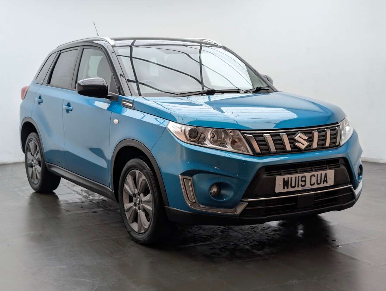 A 2019 SUZUKI VITARA 1.0 Boosterjet SZ-T SUV 5dr Petrol Auto Euro 6 (s/s) (111 ps) PARKING CAMER A 2019 SUZUKI VITARA 1.0 Boosterjet SZ-T SUV 5dr Petrol Auto Euro 6 (s/s) (111 ps) PARKING CAMER