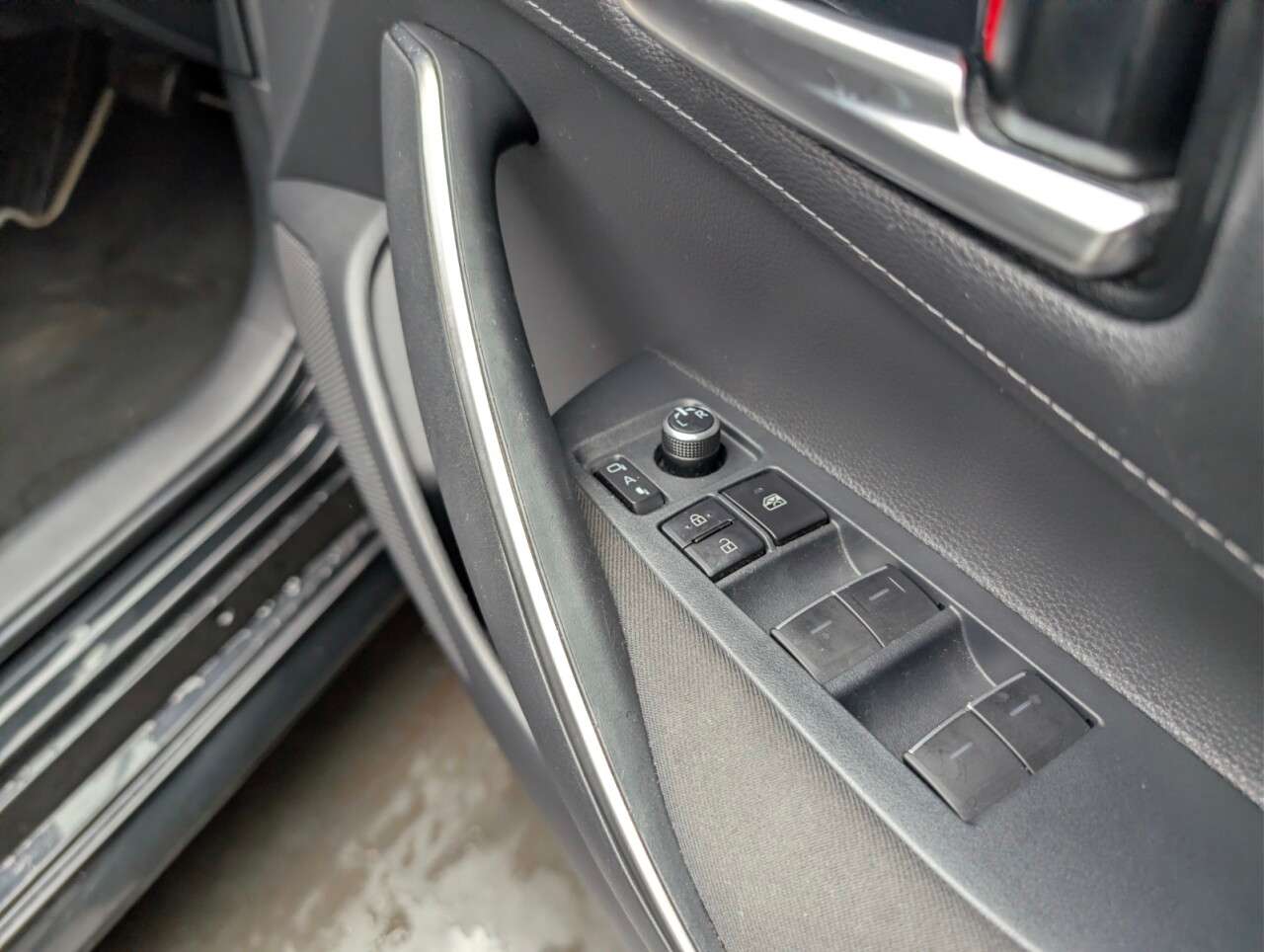 2019 TOYOTA COROLLA 2019 TOYOTA COROLLA