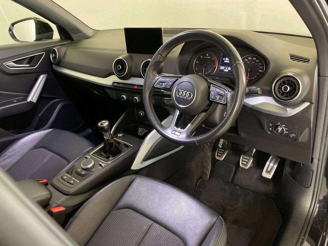 2018 AUDI Q2 2018 AUDI Q2