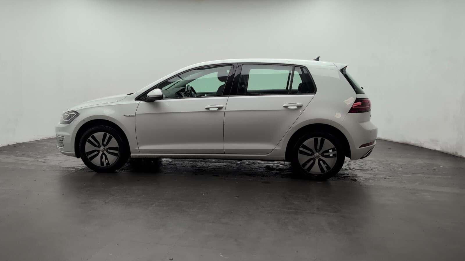 2020 VOLKSWAGEN E-GOLF 2020 VOLKSWAGEN E-GOLF