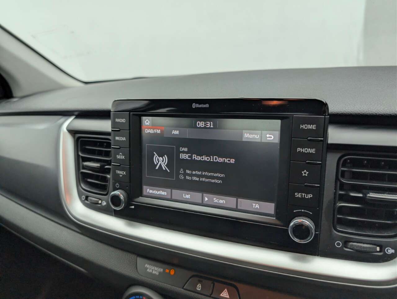 2019 KIA STONIC 2019 KIA STONIC