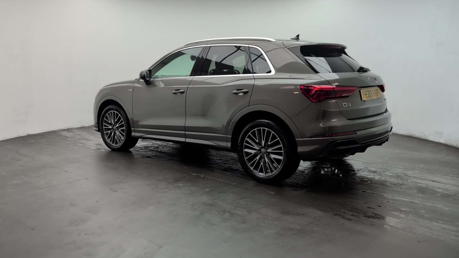 2020 AUDI Q3 2020 AUDI Q3