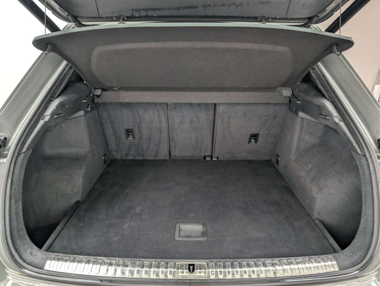 2020 AUDI Q3 2020 AUDI Q3