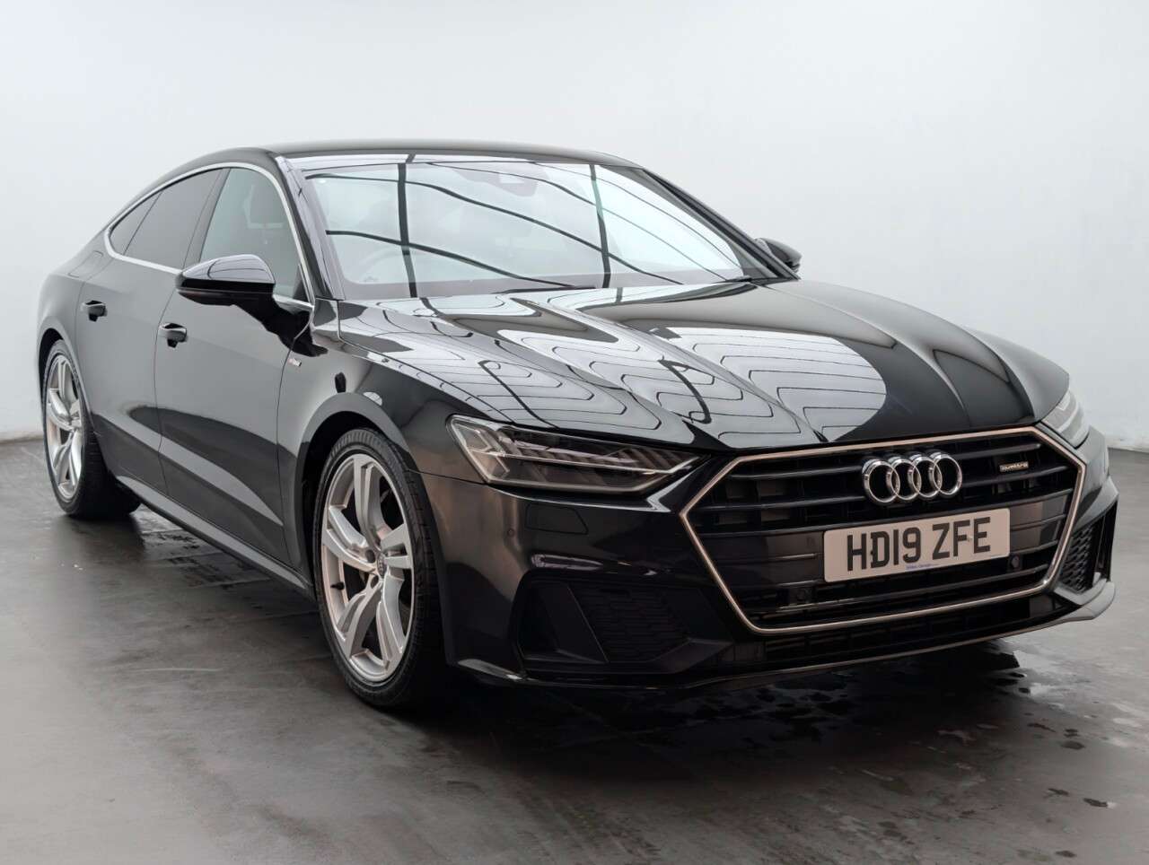 A 2019 AUDI A7 3.0 TDI V6 50 S line Sportback 5dr Diesel Tiptronic quattro Euro 6 (s/s) (2 A 2019 AUDI A7 3.0 TDI V6 50 S line Sportback 5dr Diesel Tiptronic quattro Euro 6 (s/s) (2