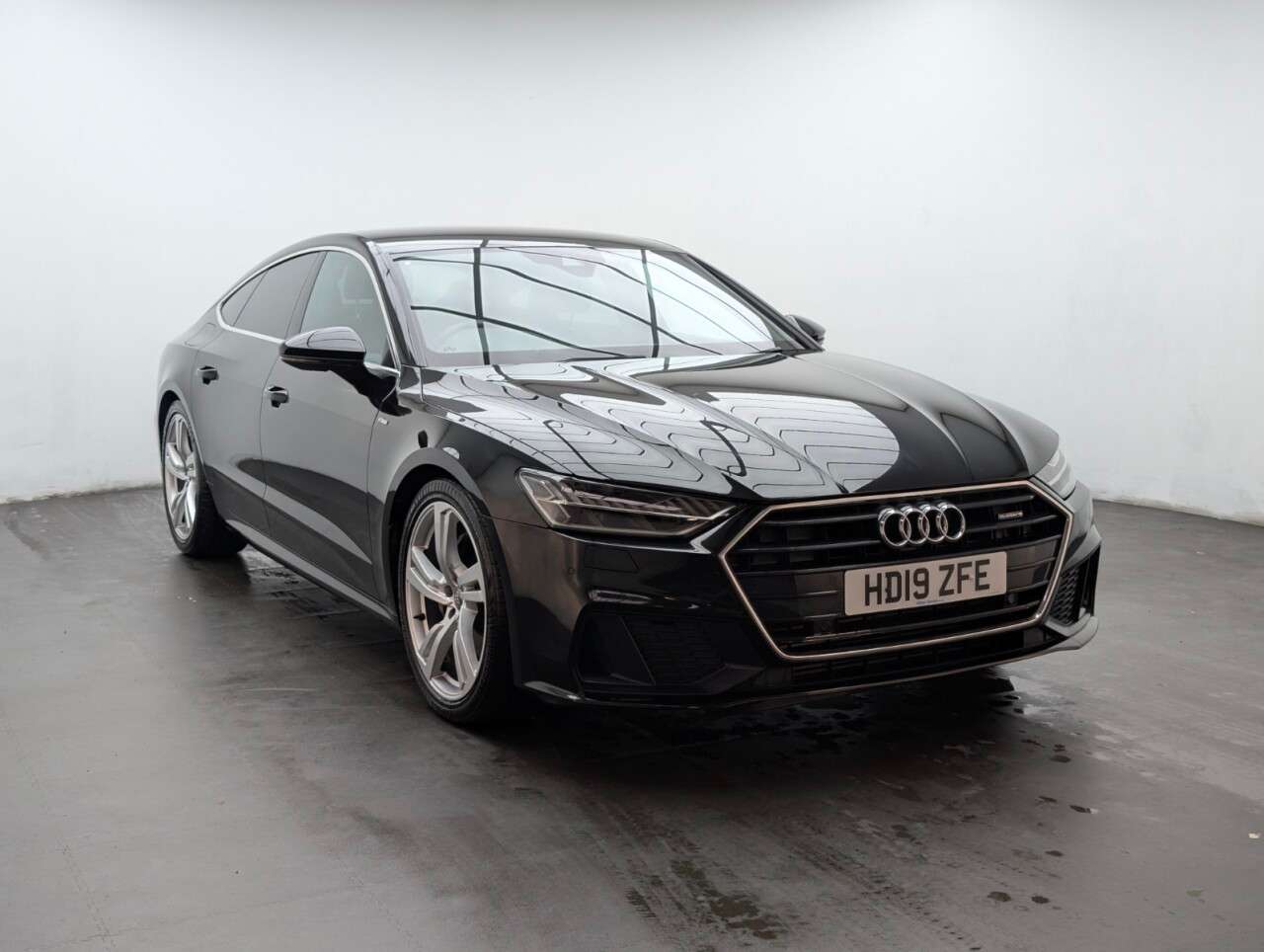 A 2019 AUDI A7 3.0 TDI V6 50 S line Sportback 5dr Diesel Tiptronic quattro Euro 6 (s/s) (2 A 2019 AUDI A7 3.0 TDI V6 50 S line Sportback 5dr Diesel Tiptronic quattro Euro 6 (s/s) (2