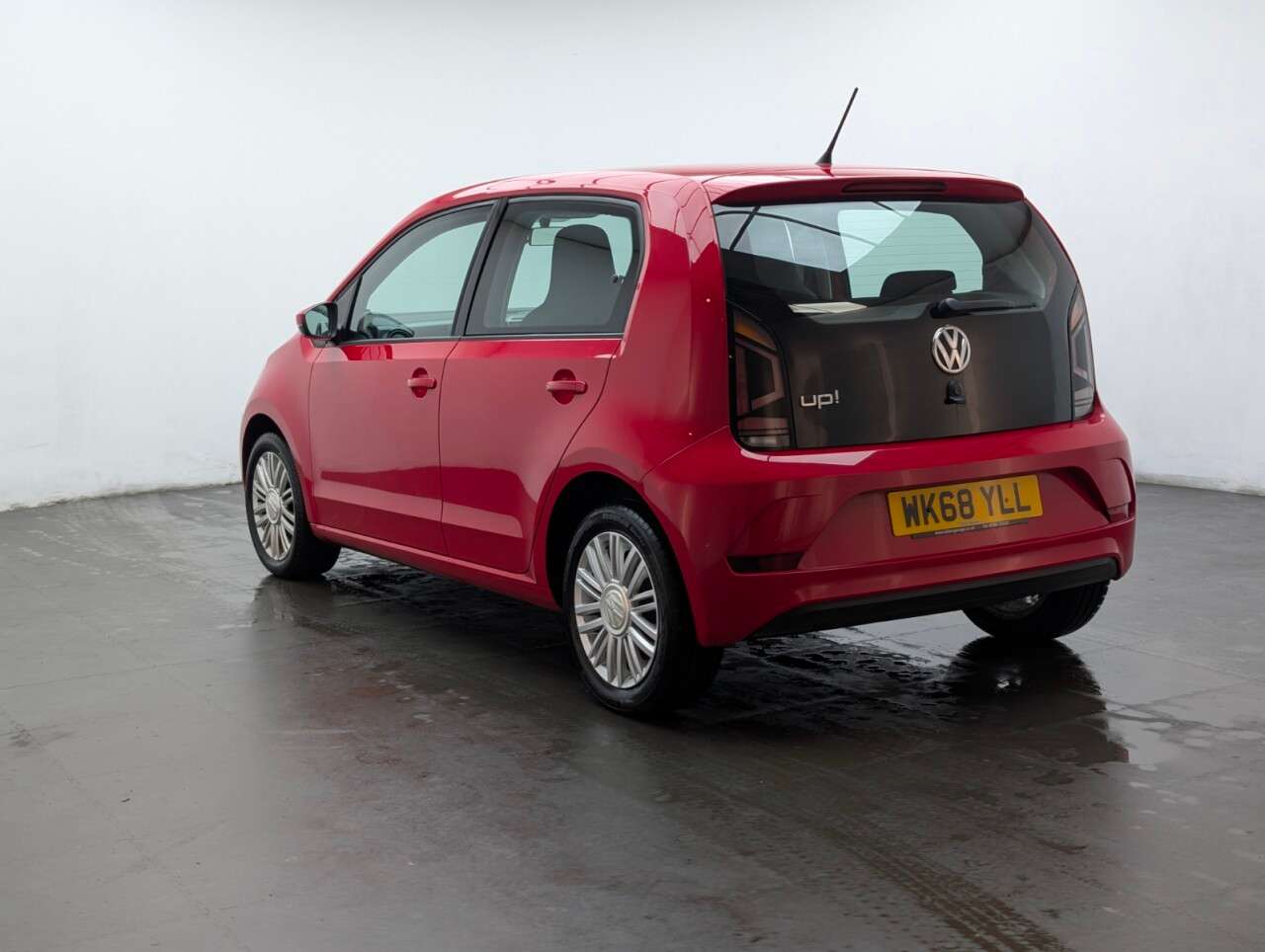 2019 VOLKSWAGEN UP! 2019 VOLKSWAGEN UP!