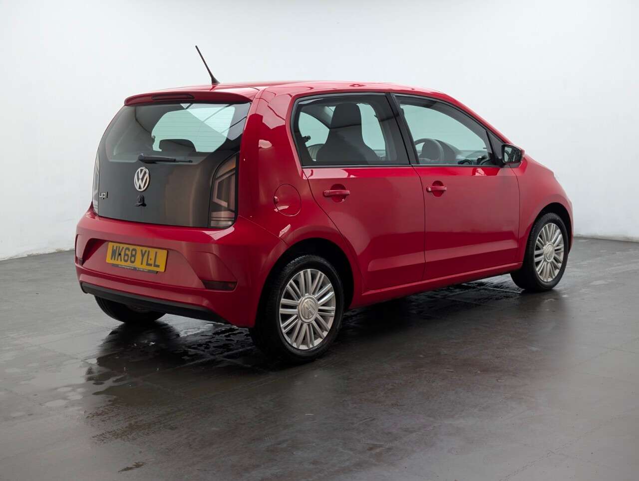 2019 VOLKSWAGEN UP! 2019 VOLKSWAGEN UP!