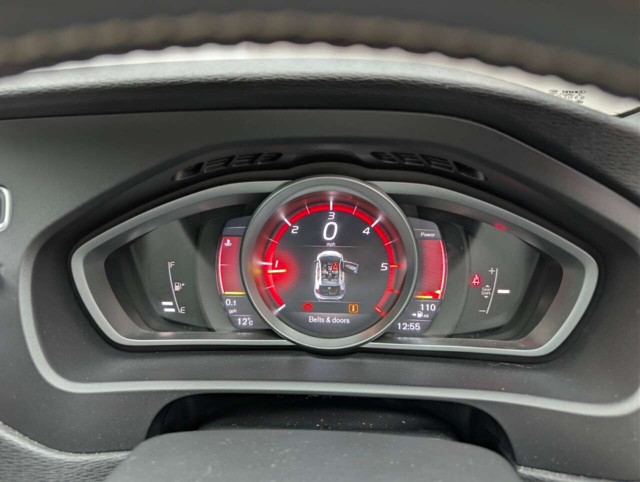 2019 VOLVO V40 2019 VOLVO V40