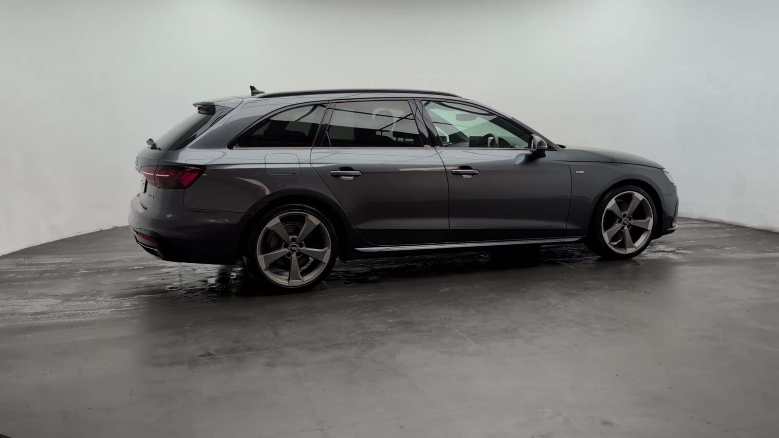 2021 AUDI A4 AVANT 2021 AUDI A4 AVANT