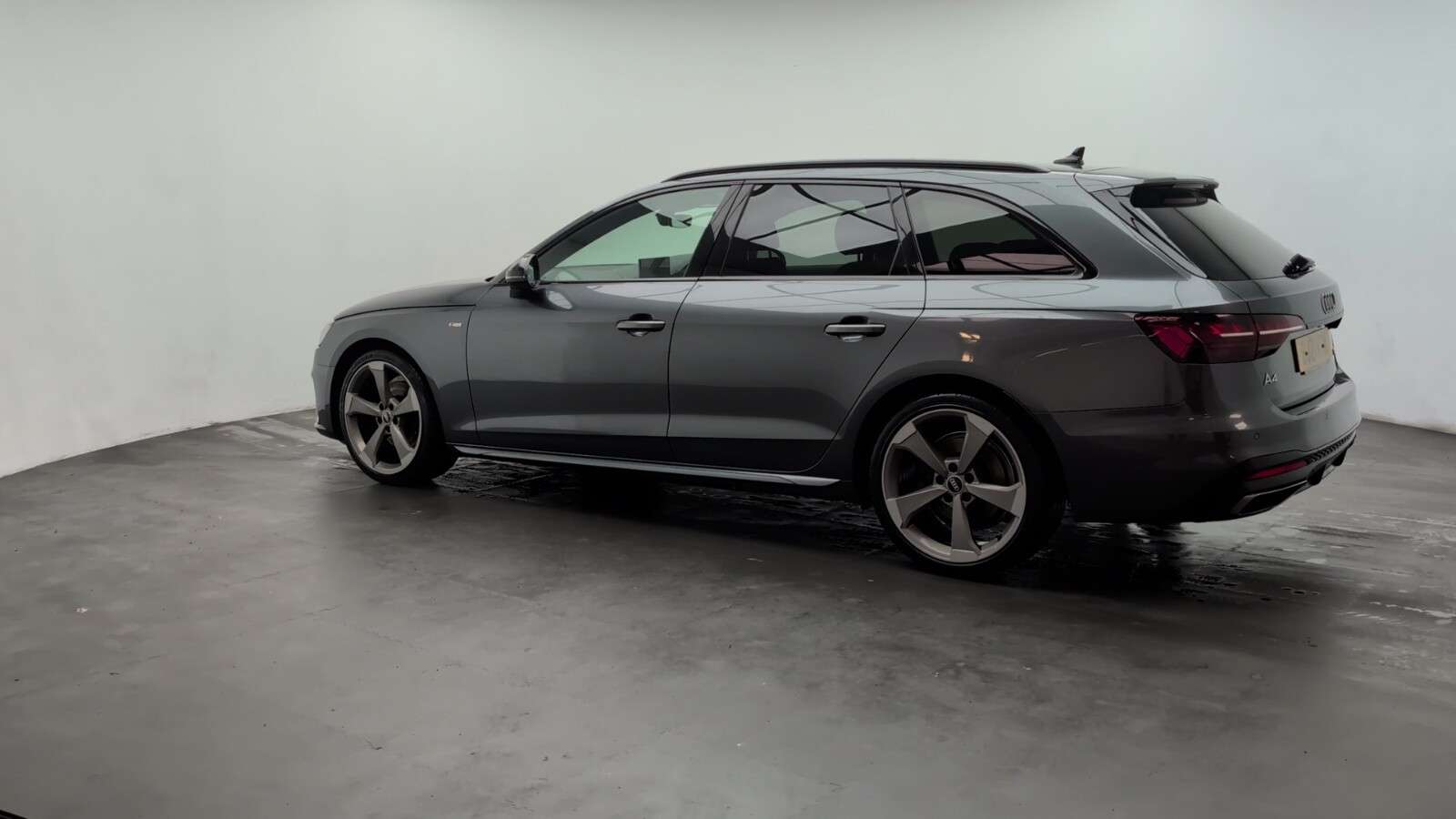 2021 AUDI A4 AVANT 2021 AUDI A4 AVANT