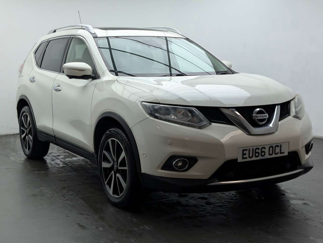 A 2016 NISSAN X-TRAIL 1.6 dCi Tekna SUV 5dr Diesel XTRON Euro 6 (s/s) (130 ps) HEATED F SEATS PAN A 2016 NISSAN X-TRAIL 1.6 dCi Tekna SUV 5dr Diesel XTRON Euro 6 (s/s) (130 ps) HEATED F SEATS PAN