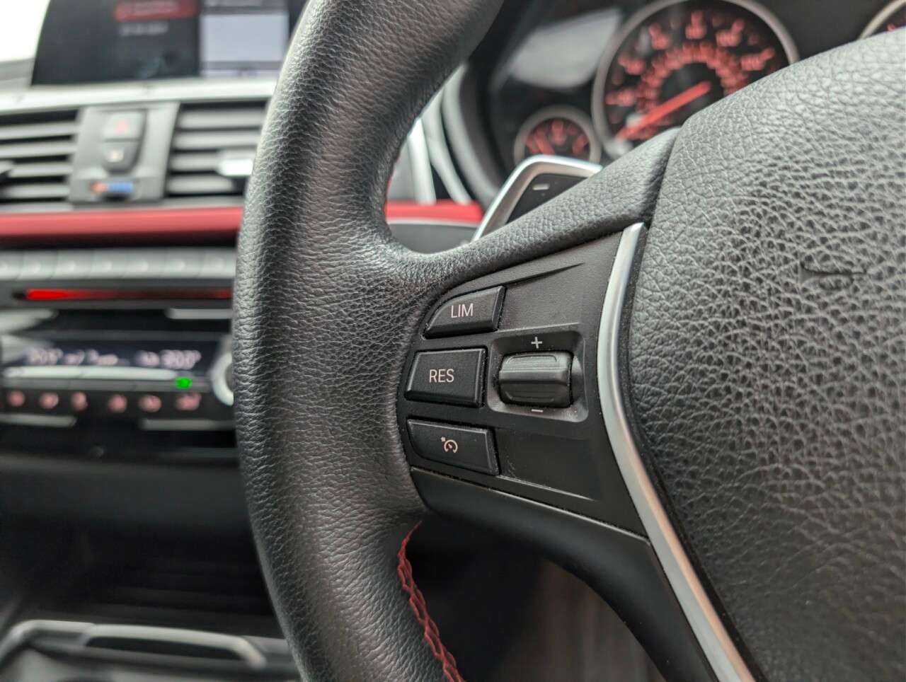 2018 BMW 3 SERIES 2018 BMW 3 SERIES