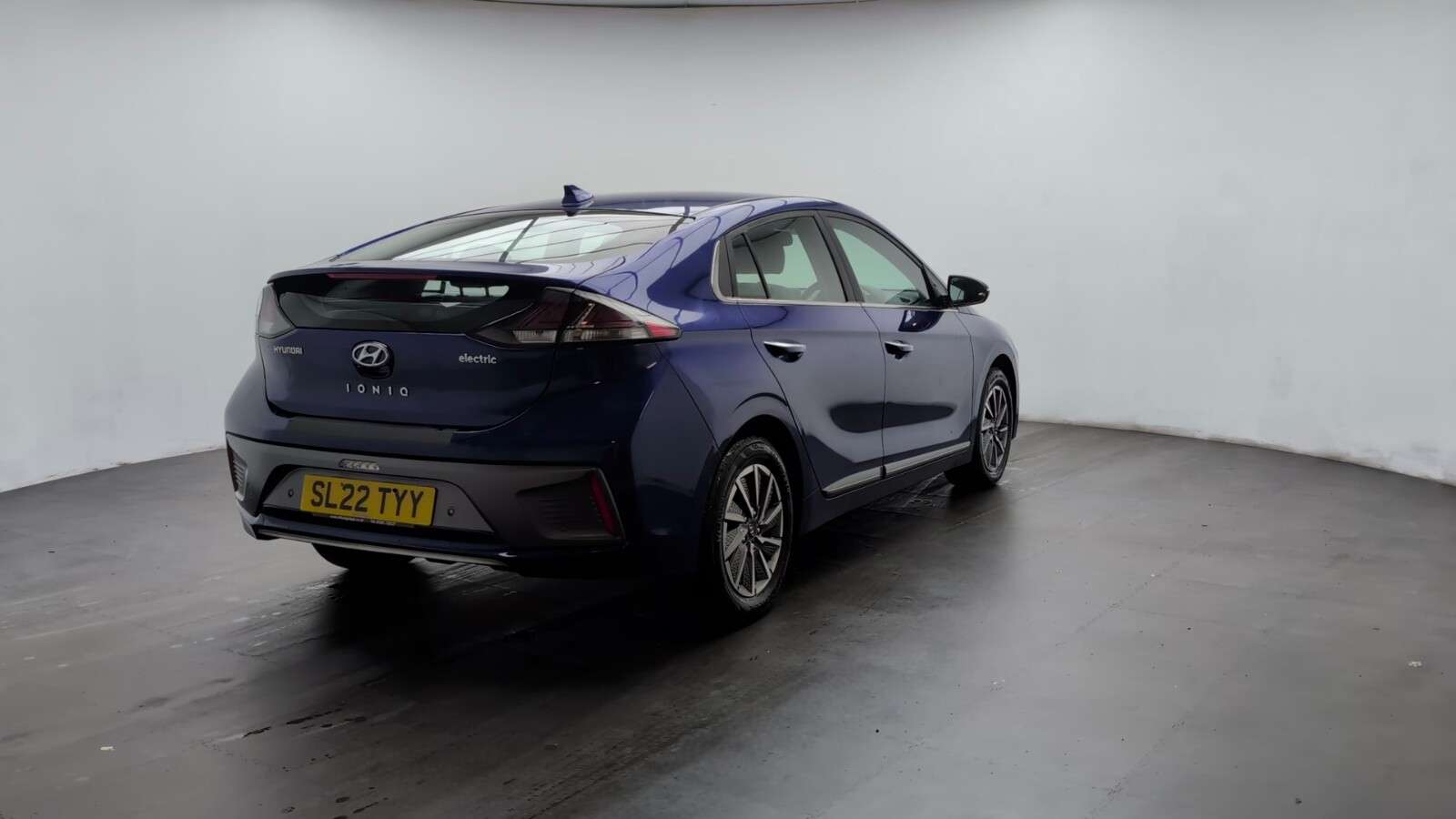 2022 HYUNDAI IONIQ 2022 HYUNDAI IONIQ