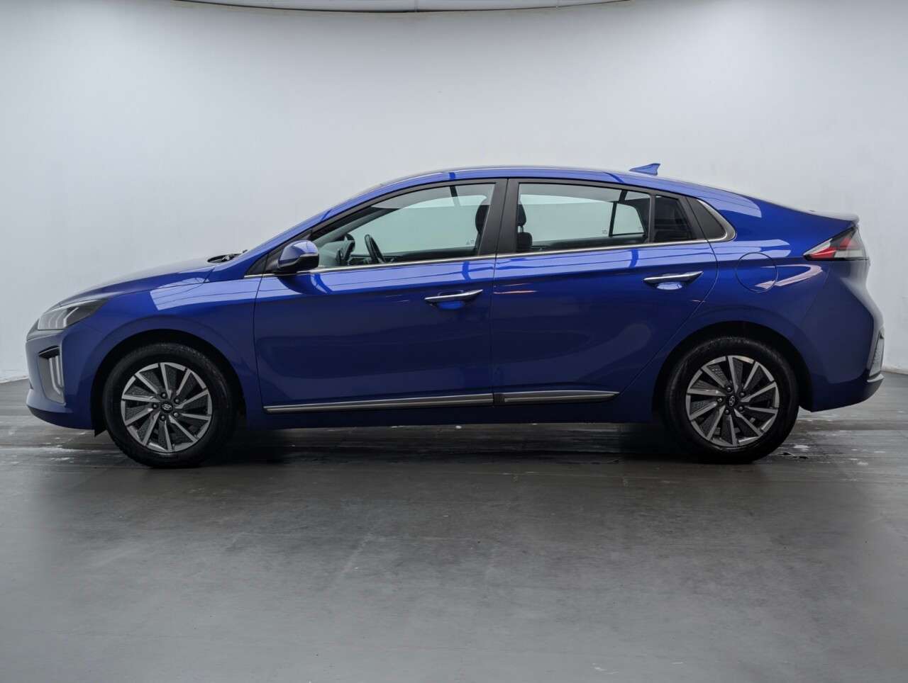 2022 HYUNDAI IONIQ 2022 HYUNDAI IONIQ