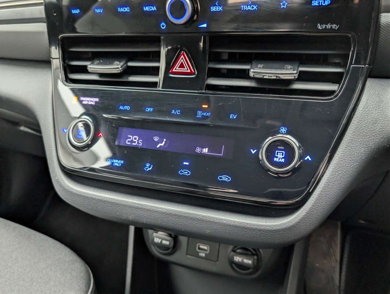 2022 HYUNDAI IONIQ 2022 HYUNDAI IONIQ