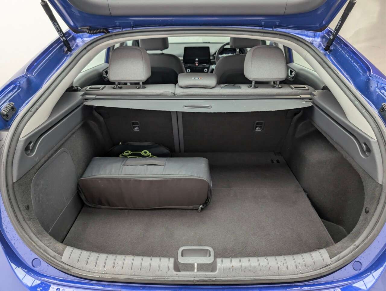 2022 HYUNDAI IONIQ 2022 HYUNDAI IONIQ