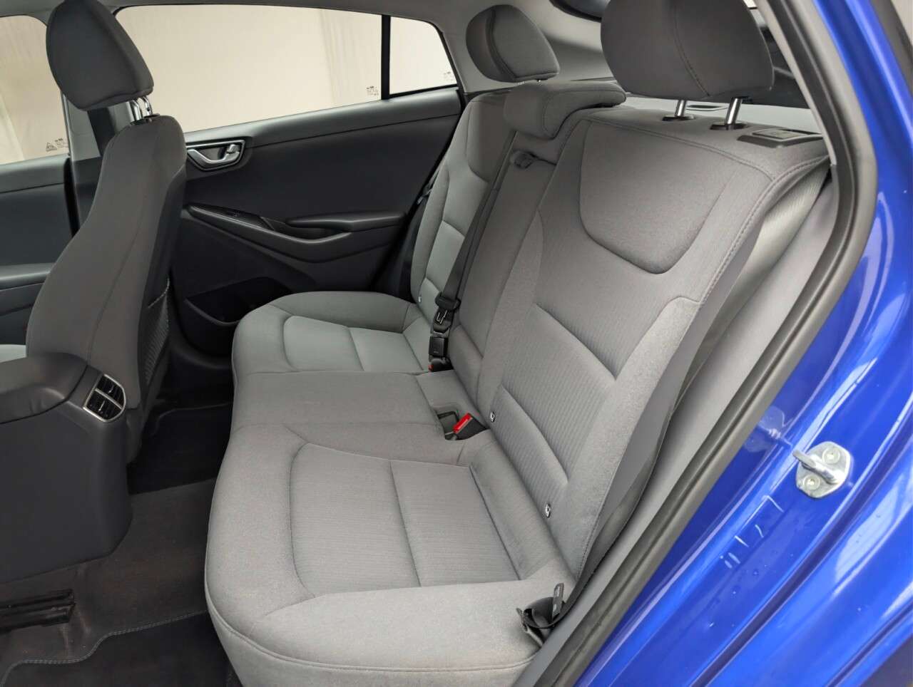 2022 HYUNDAI IONIQ 2022 HYUNDAI IONIQ