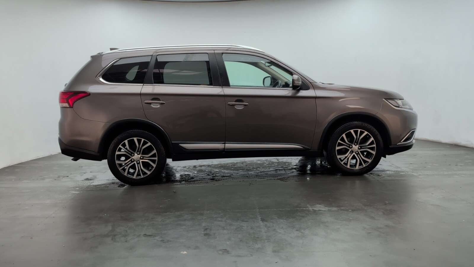 2017 MITSUBISHI OUTLANDER 2017 MITSUBISHI OUTLANDER