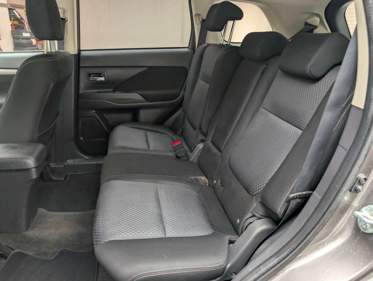 2017 MITSUBISHI OUTLANDER 2017 MITSUBISHI OUTLANDER