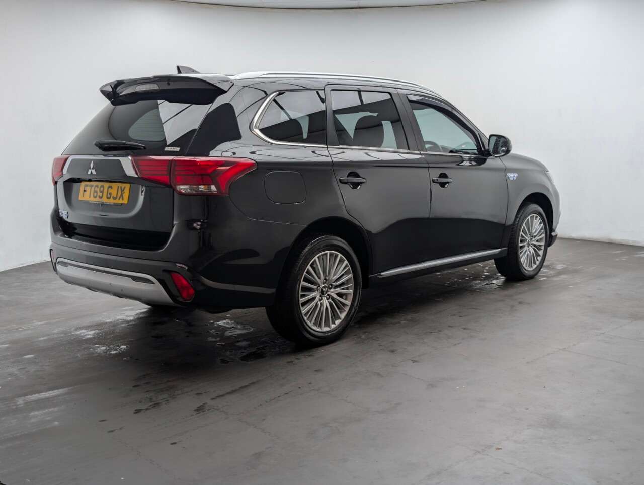 2020 MITSUBISHI OUTLANDER 2020 MITSUBISHI OUTLANDER