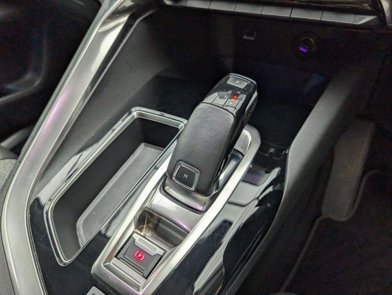 2018 PEUGEOT 3008 2018 PEUGEOT 3008