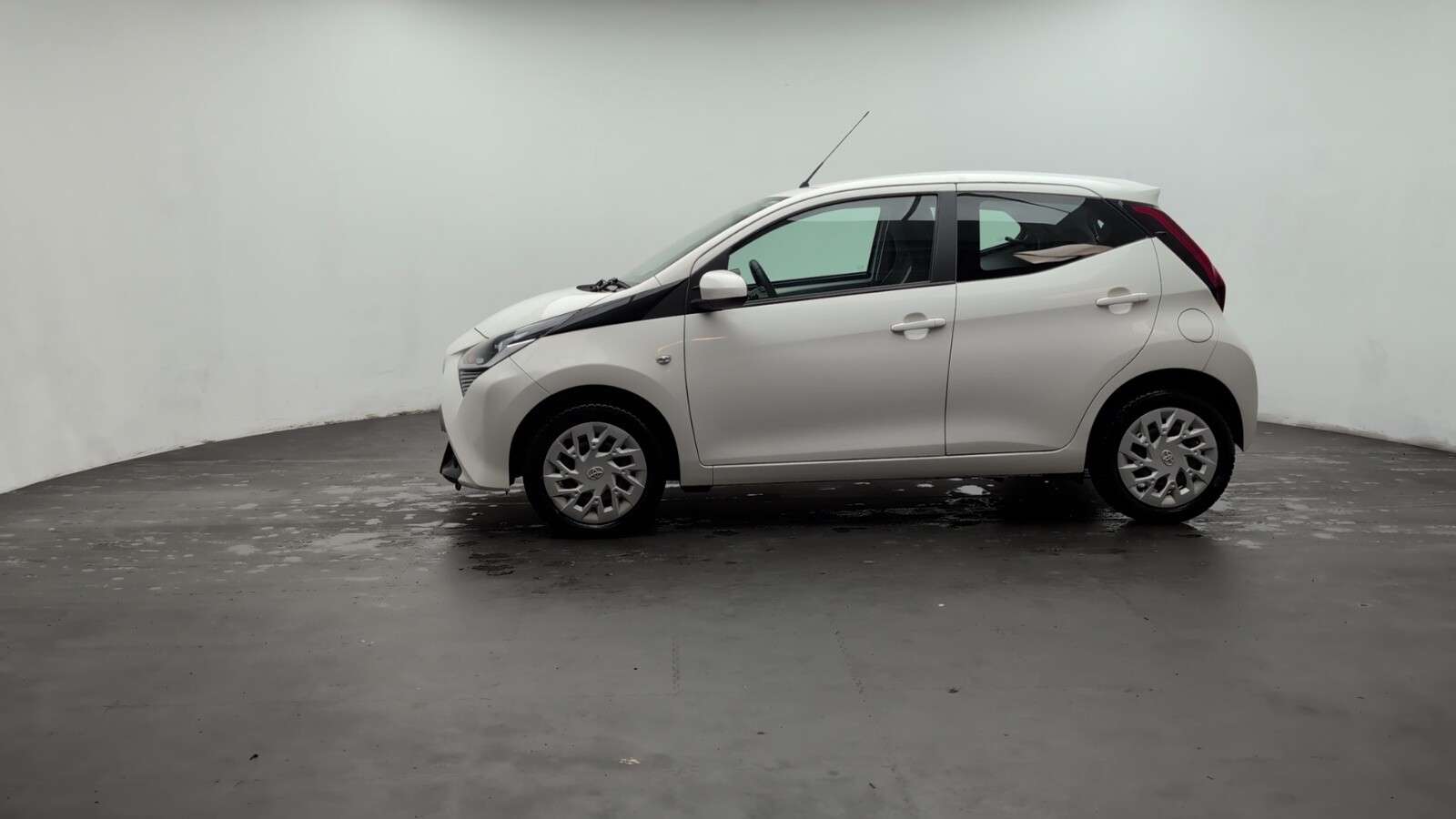 2020 TOYOTA AYGO 2020 TOYOTA AYGO