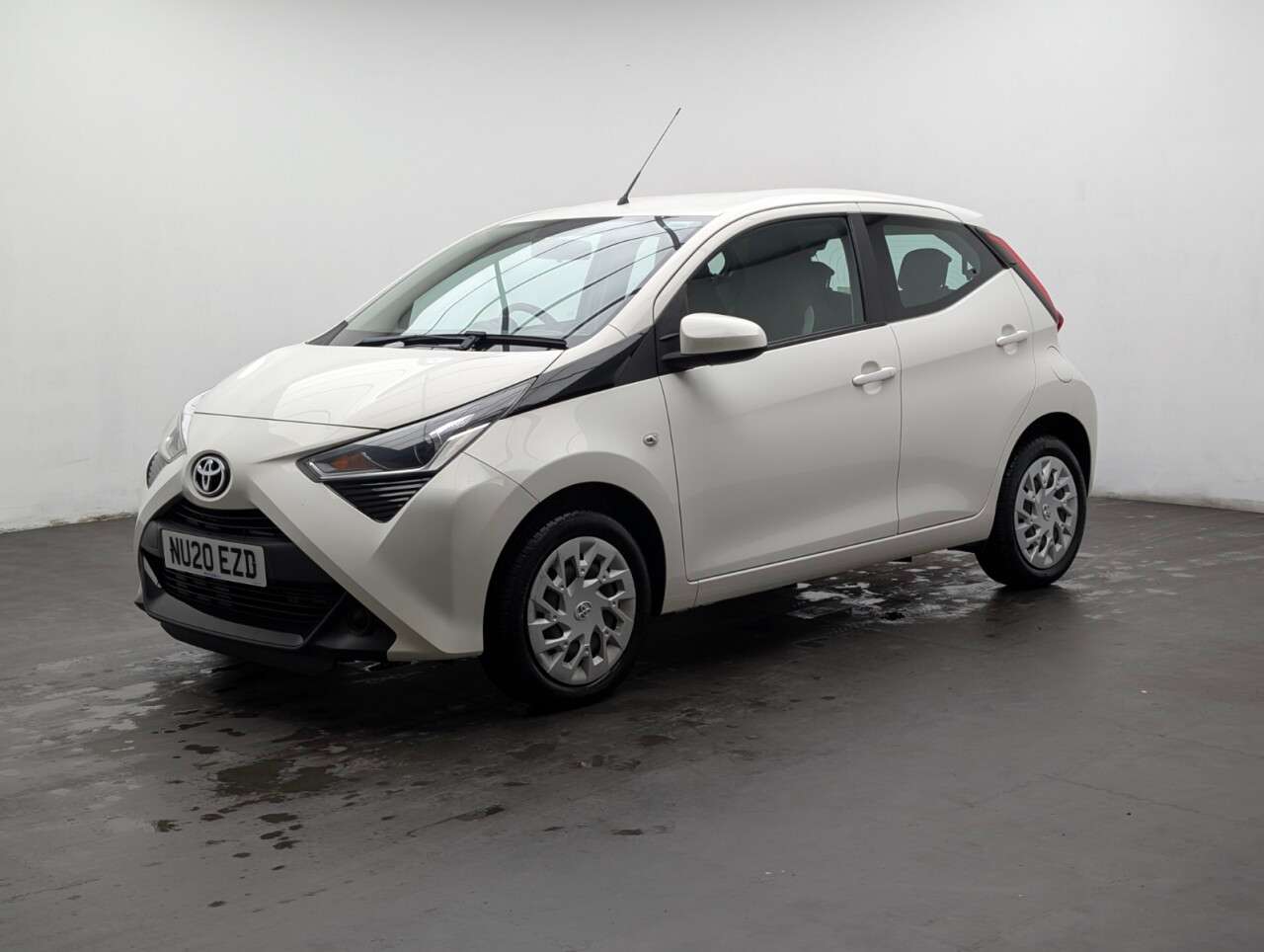 2020 TOYOTA AYGO 2020 TOYOTA AYGO