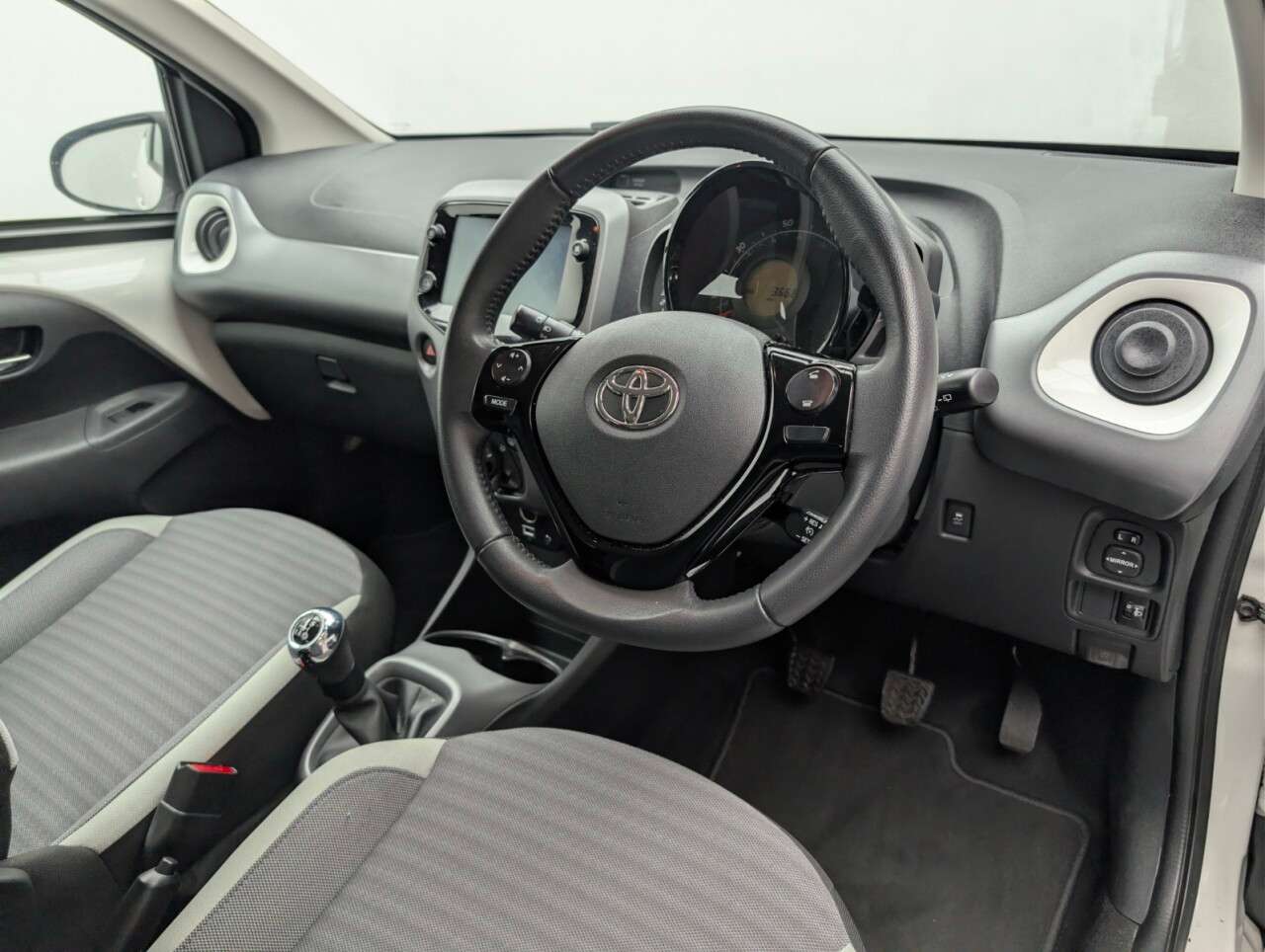 2020 TOYOTA AYGO 2020 TOYOTA AYGO