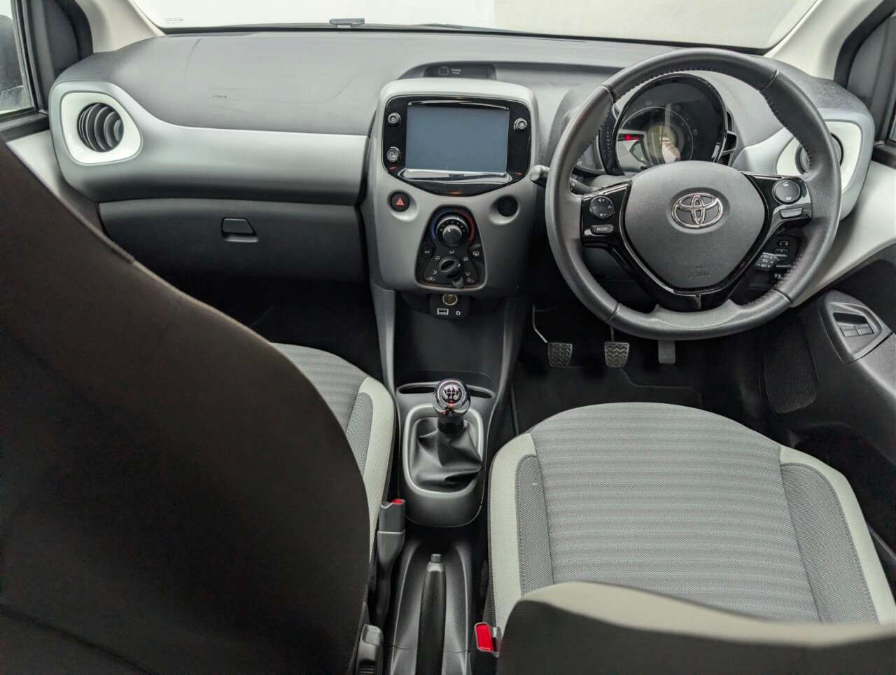 2020 TOYOTA AYGO 2020 TOYOTA AYGO