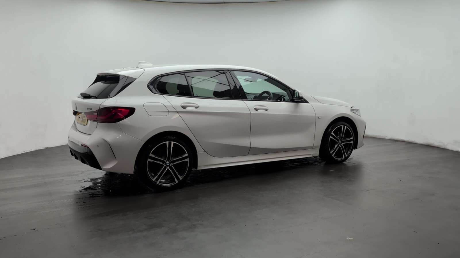 2021 BMW 1 SERIES 2021 BMW 1 SERIES