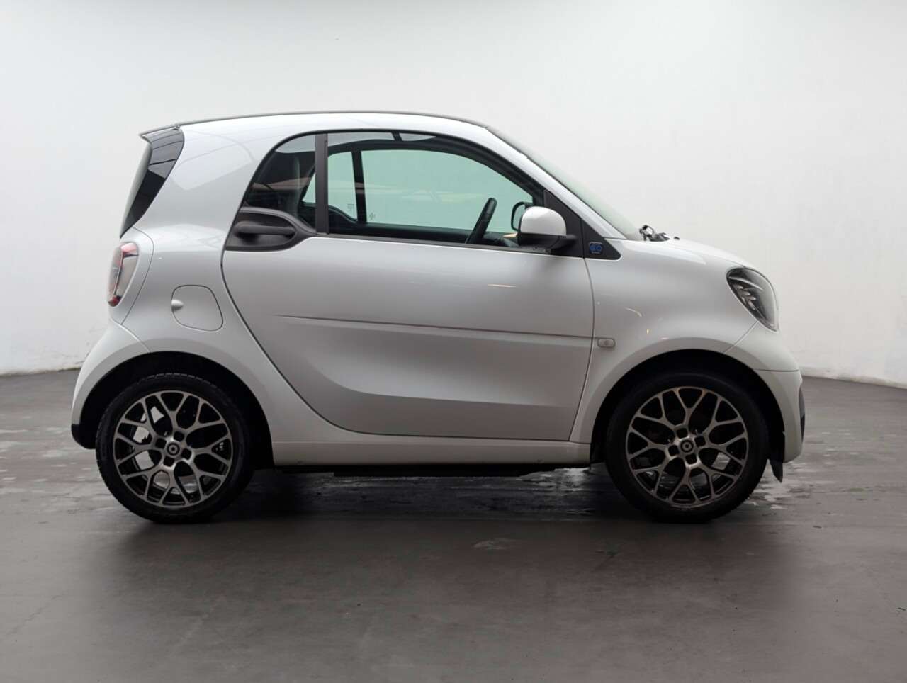 2021 SMART FORTWO 2021 SMART FORTWO