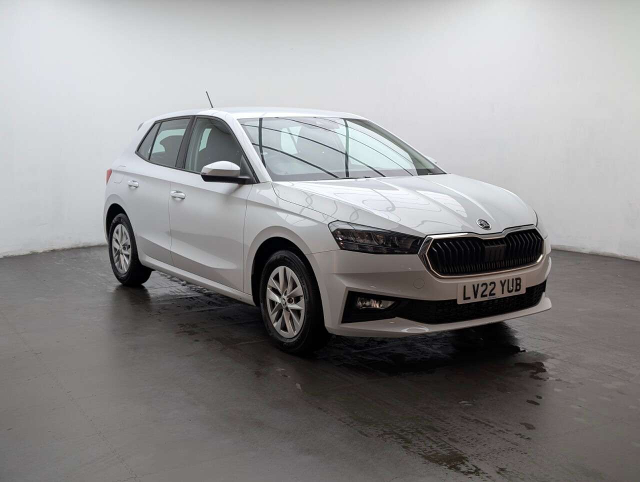 A 2022 SKODA FABIA 1.0 TSI SE Comfort Hatchback 5dr Petrol Manual Euro 6 (s/s) (95 ps) HEATED A 2022 SKODA FABIA 1.0 TSI SE Comfort Hatchback 5dr Petrol Manual Euro 6 (s/s) (95 ps) HEATED