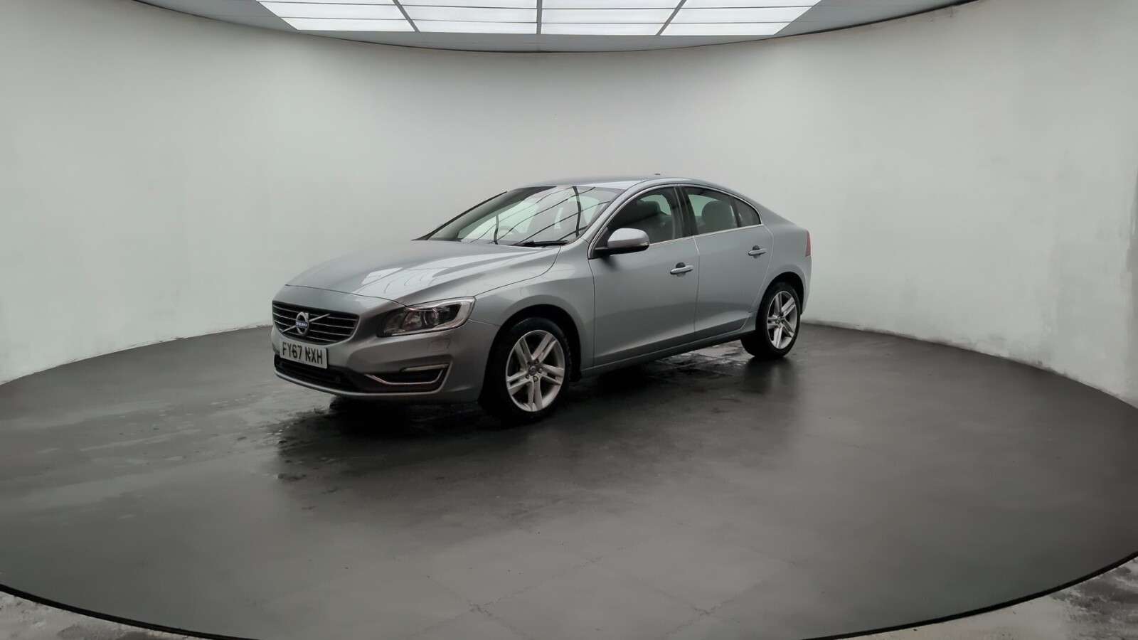 2017 VOLVO S60 2017 VOLVO S60
