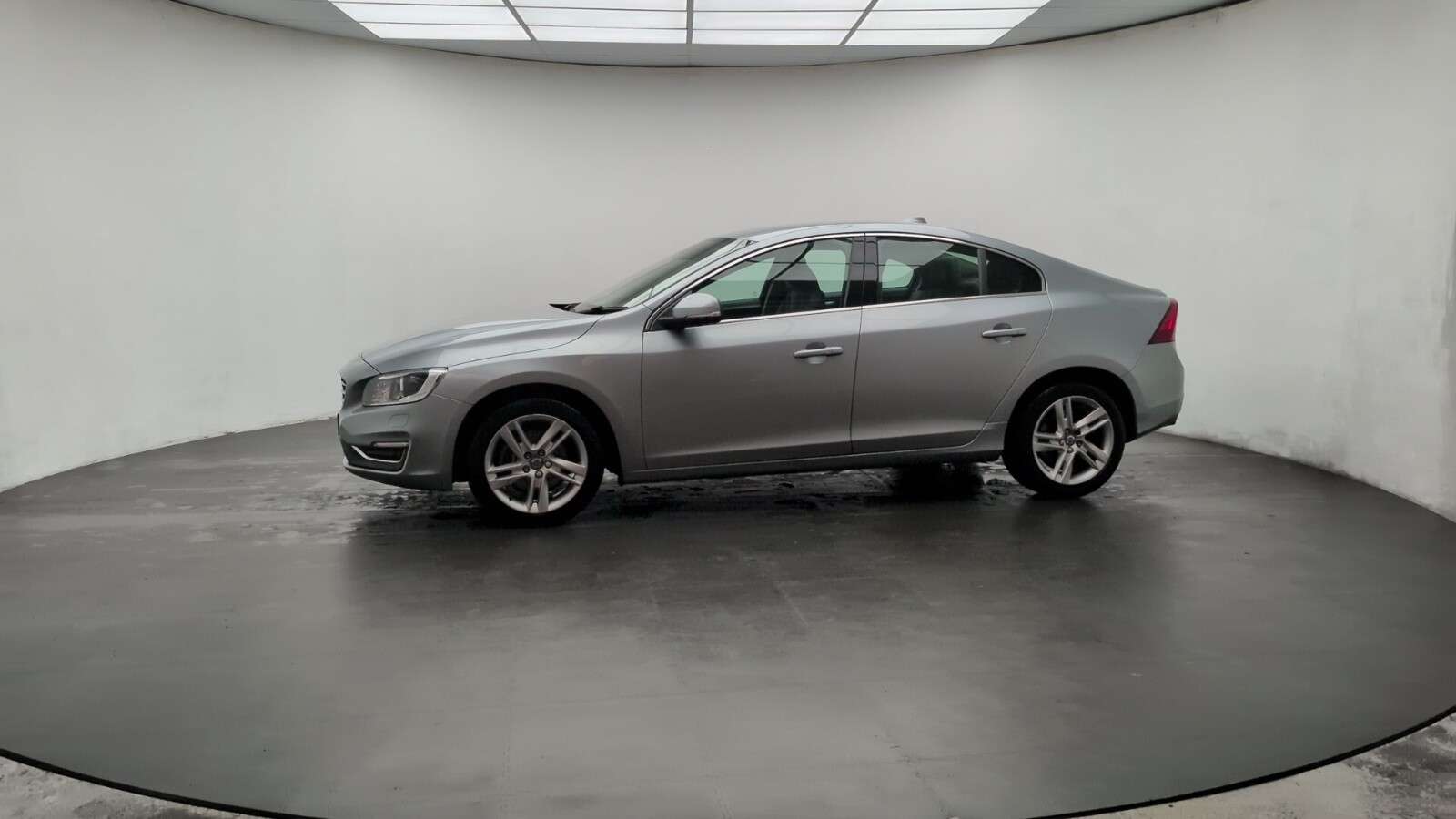 2017 VOLVO S60 2017 VOLVO S60