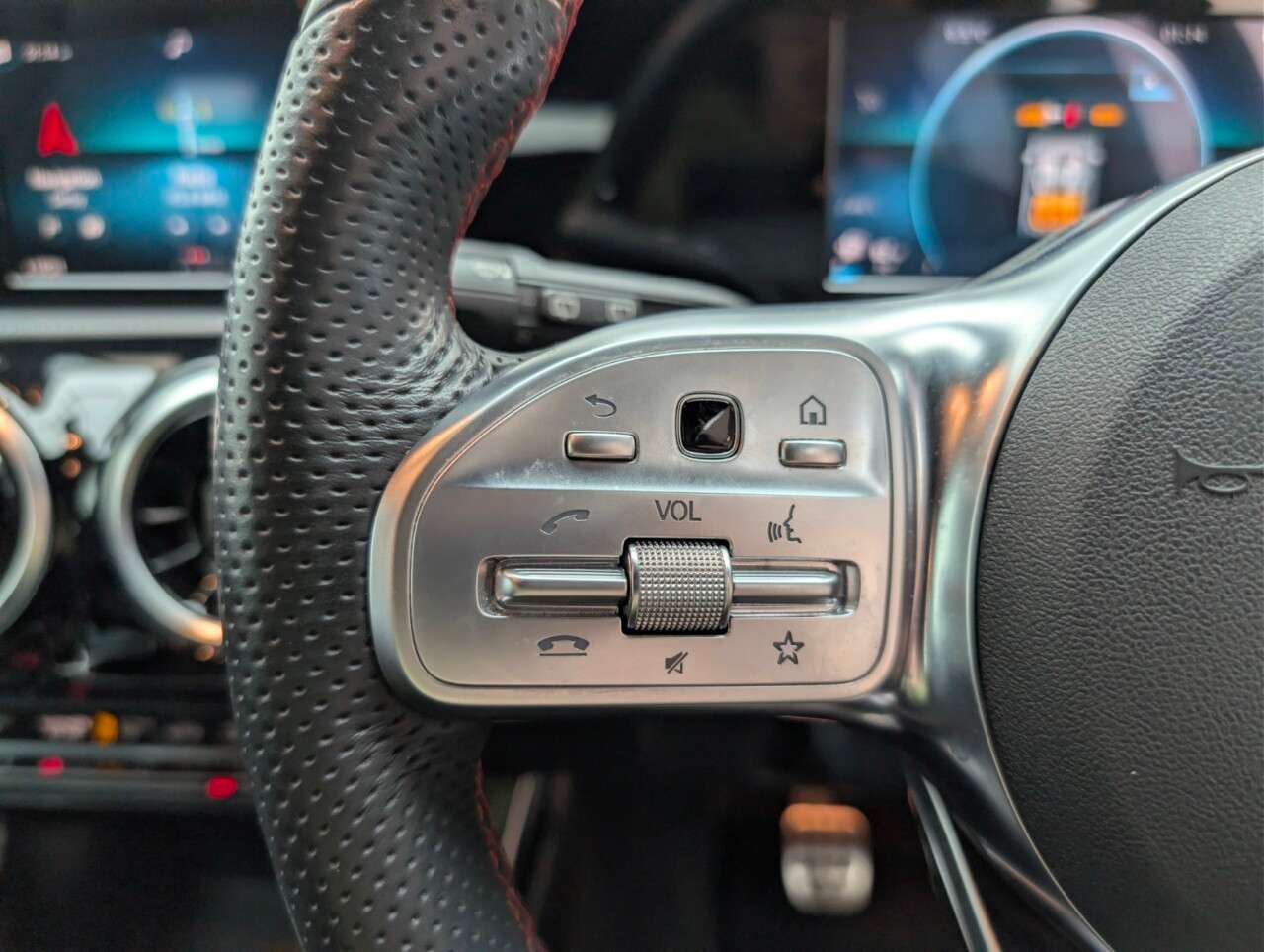 2019 MERCEDES A-CLASS 2019 MERCEDES A-CLASS