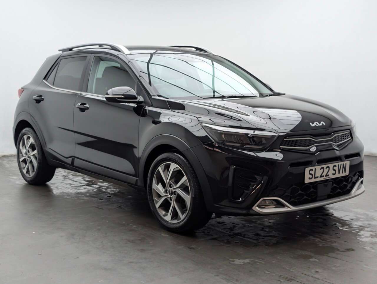 A 2022 KIA STONIC 1.0 T-GDi MHEV GT-Line SUV 5dr Petrol Hybrid Manual Euro 6 (s/s) (118 bhp) A 2022 KIA STONIC 1.0 T-GDi MHEV GT-Line SUV 5dr Petrol Hybrid Manual Euro 6 (s/s) (118 bhp)