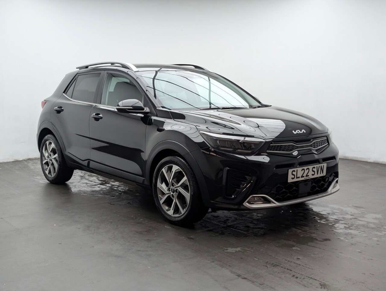 A 2022 KIA STONIC 1.0 T-GDi MHEV GT-Line SUV 5dr Petrol Hybrid Manual Euro 6 (s/s) (118 bhp) A 2022 KIA STONIC 1.0 T-GDi MHEV GT-Line SUV 5dr Petrol Hybrid Manual Euro 6 (s/s) (118 bhp)