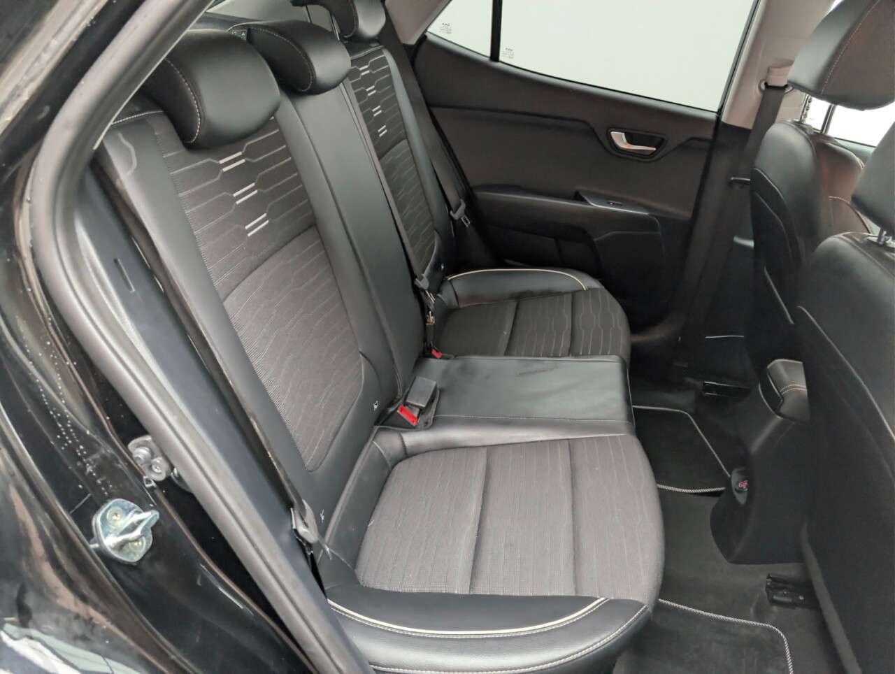 2022 KIA STONIC 2022 KIA STONIC