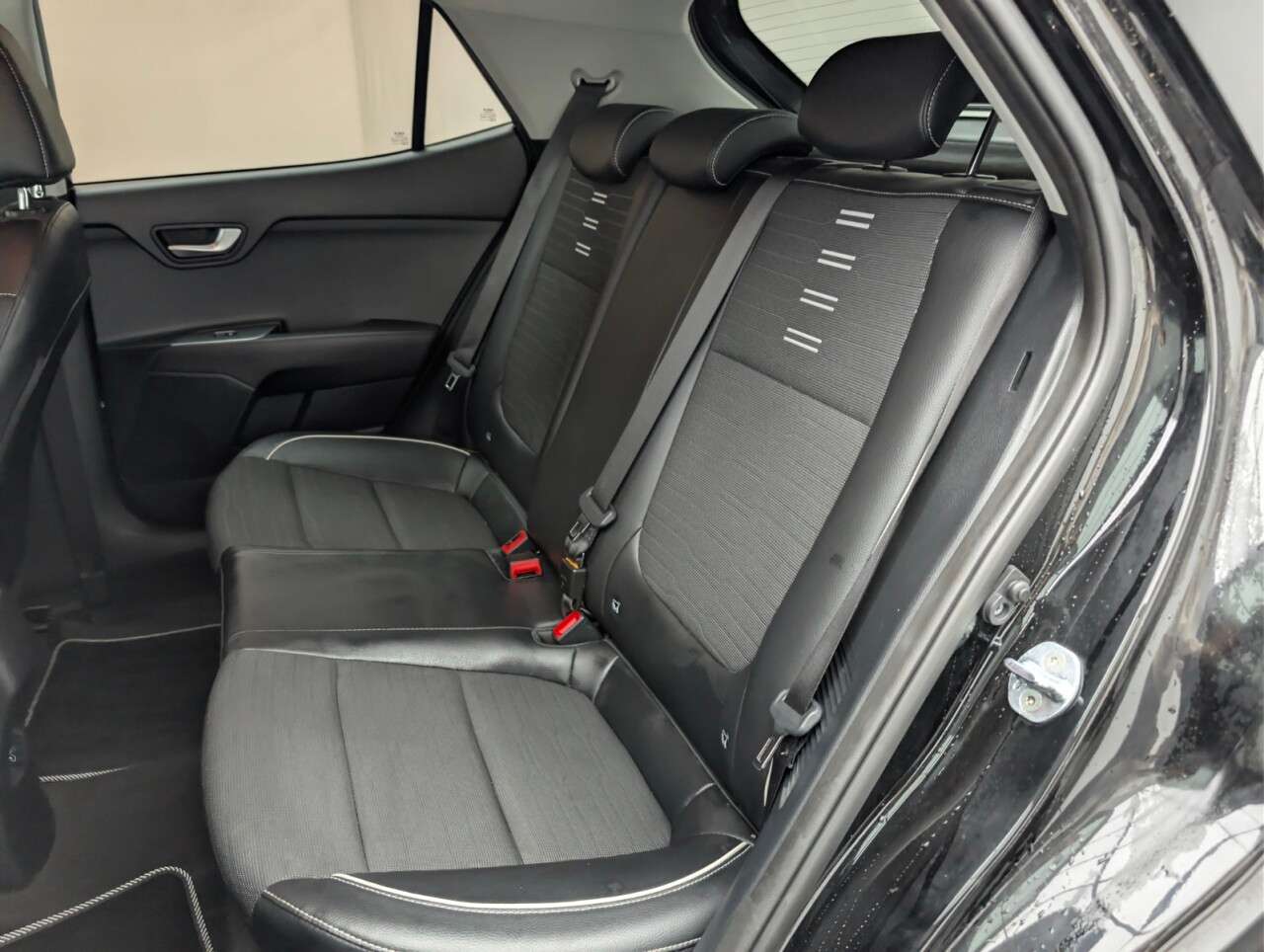 2022 KIA STONIC 2022 KIA STONIC