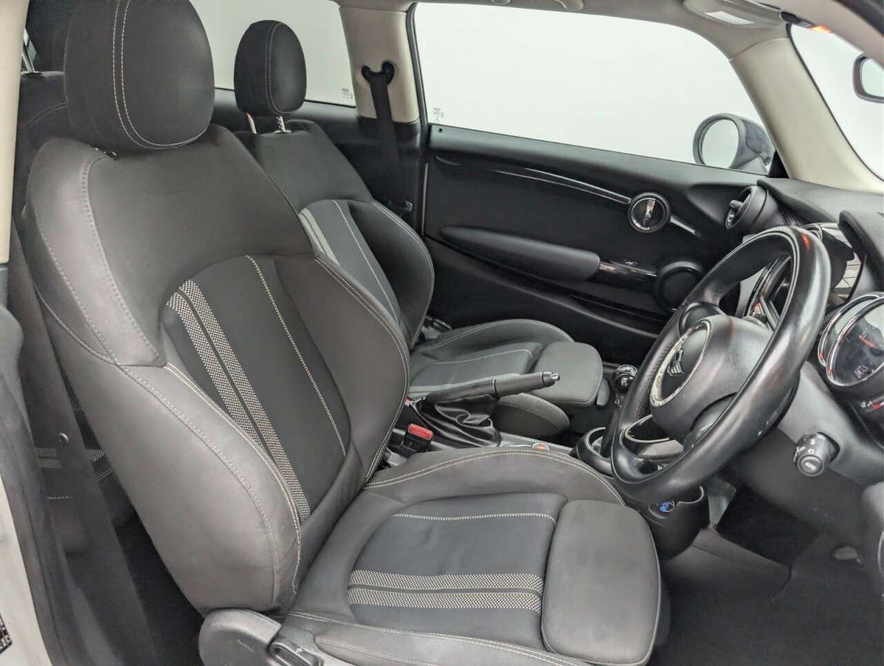 2017 MINI HATCH 2017 MINI HATCH