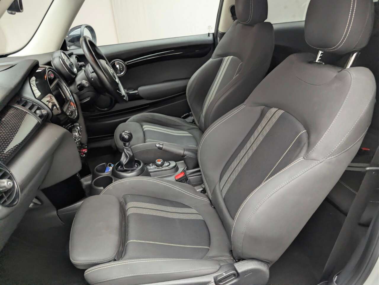 2017 MINI HATCH 2017 MINI HATCH